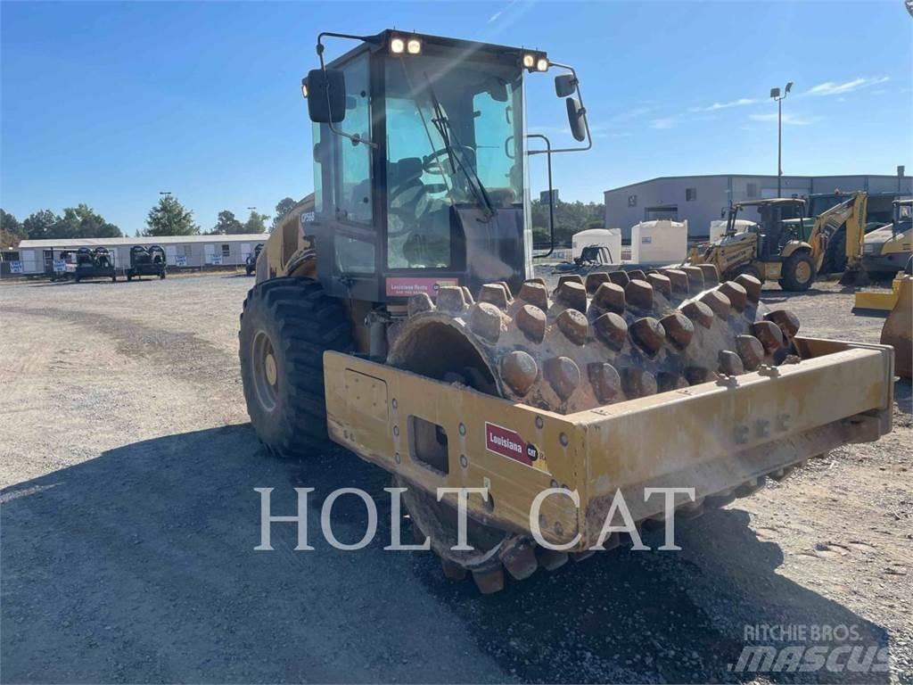 CAT CP56B Грунтовые катки