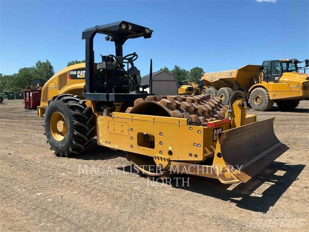 CAT CP56B Грунтовые катки