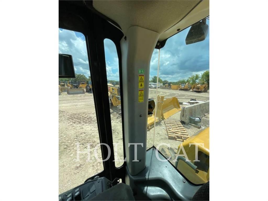 CAT CP56B CAB Грунтовые катки