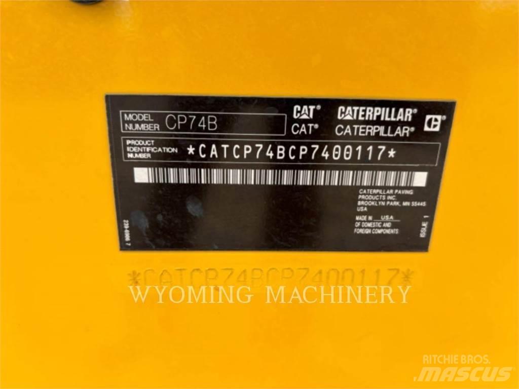 CAT CP74B Автогудронаторы