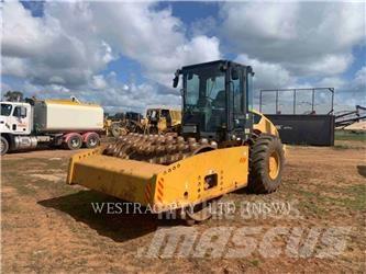 CAT CP76 Грунтовые катки