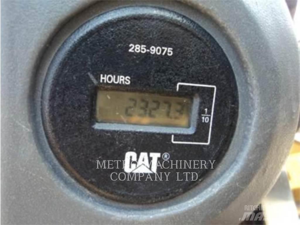 CAT CS-533E Грунтовые катки