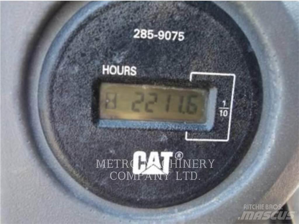 CAT CS-533E Грунтовые катки