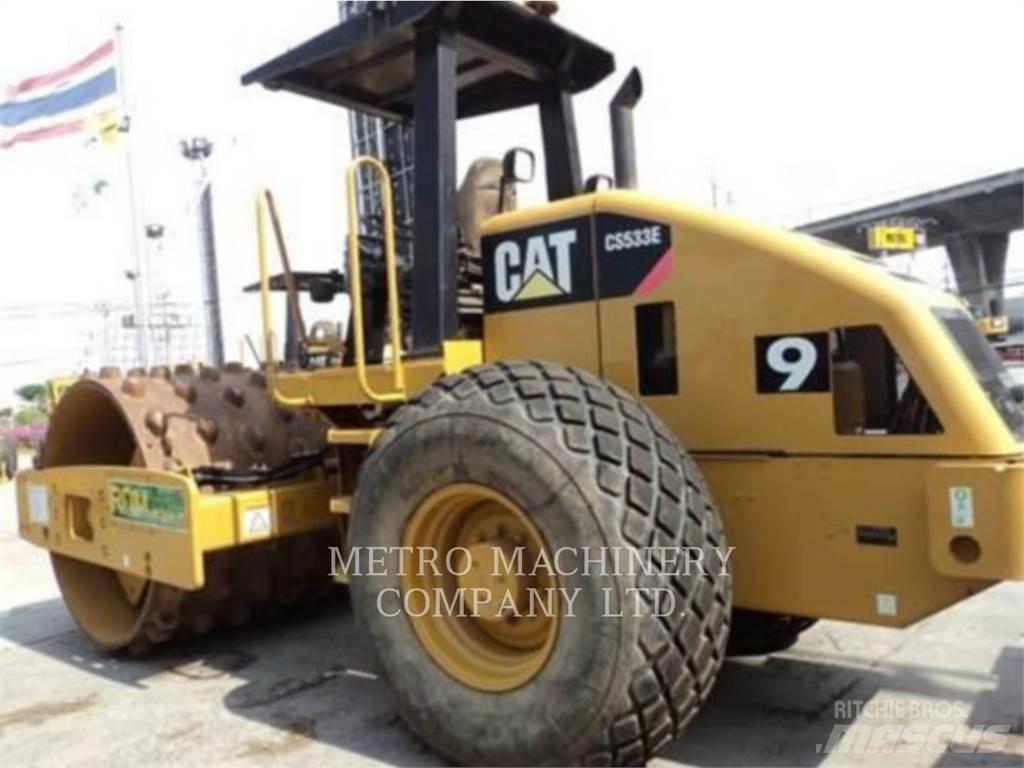 CAT CS-533E Грунтовые катки