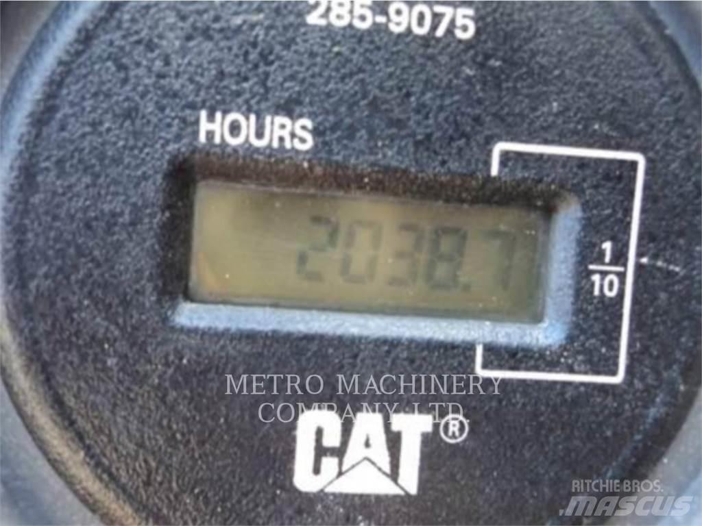 CAT CS-533E Грунтовые катки
