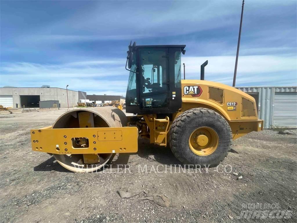 CAT CS12 Грунтовые катки