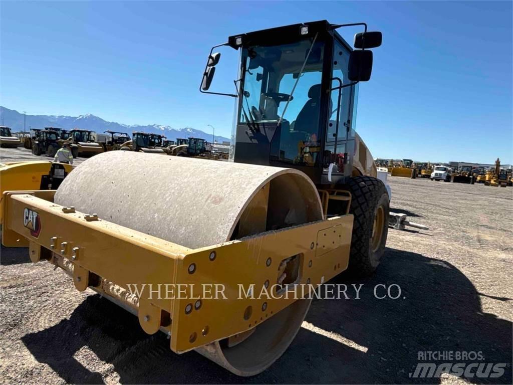 CAT CS12 Грунтовые катки
