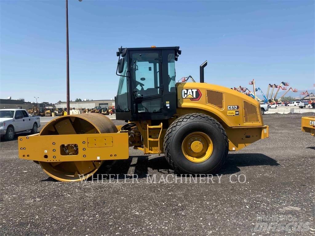 CAT CS12 Грунтовые катки