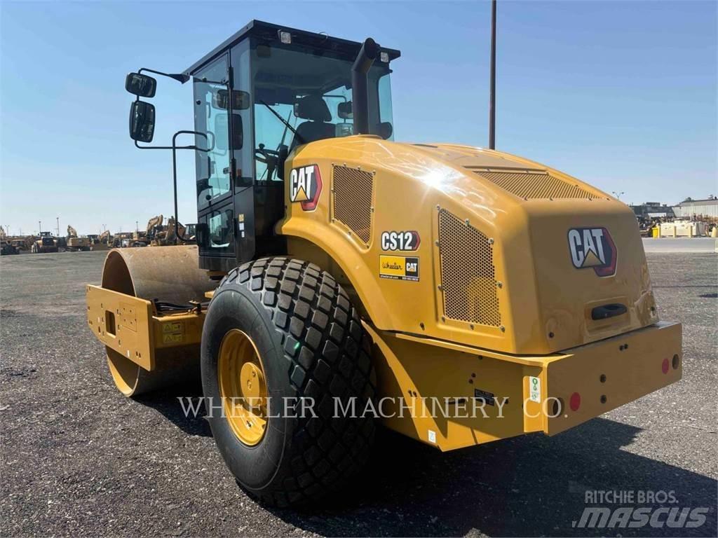 CAT CS12 Грунтовые катки
