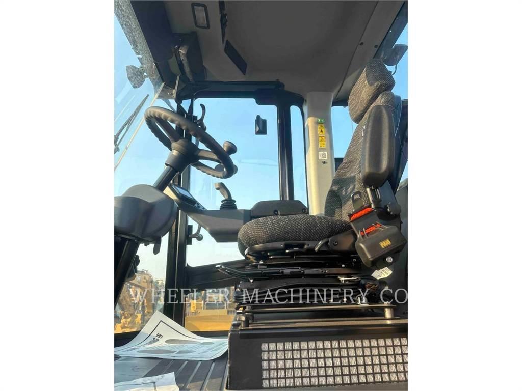 CAT CS12 Грунтовые катки