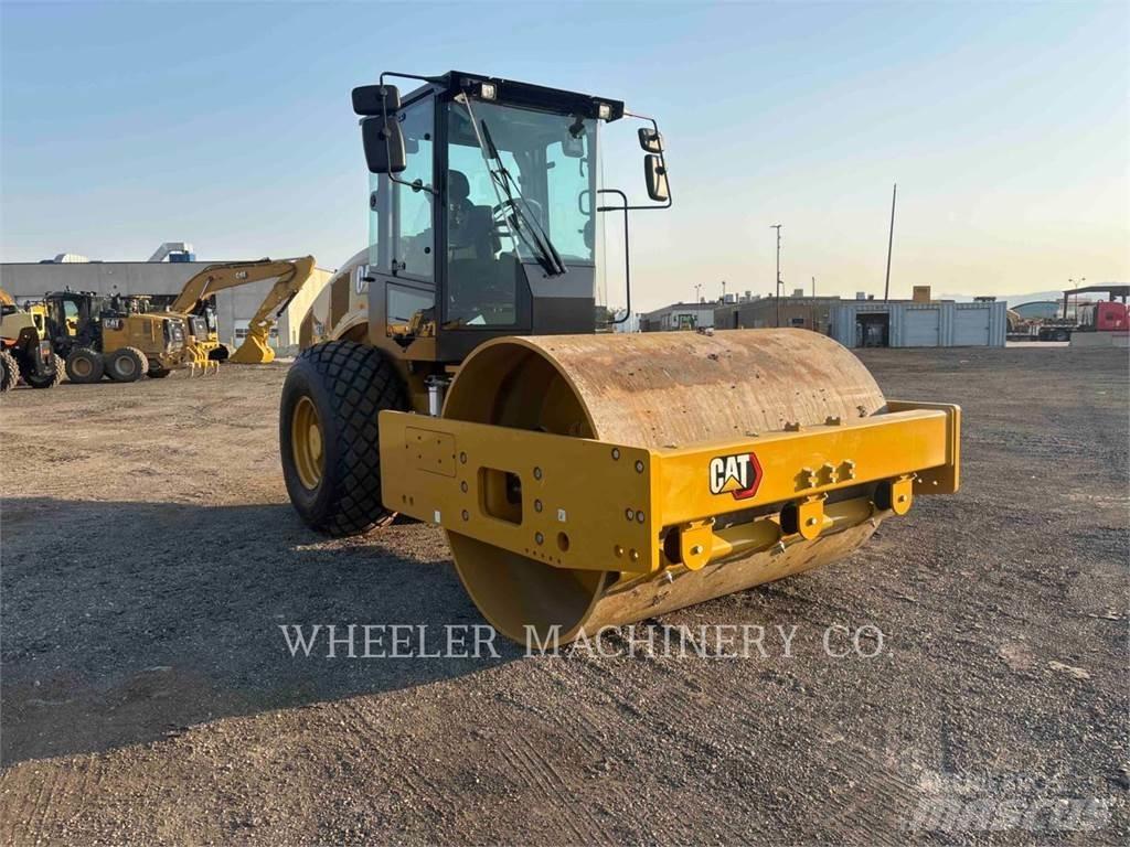 CAT CS12 Грунтовые катки
