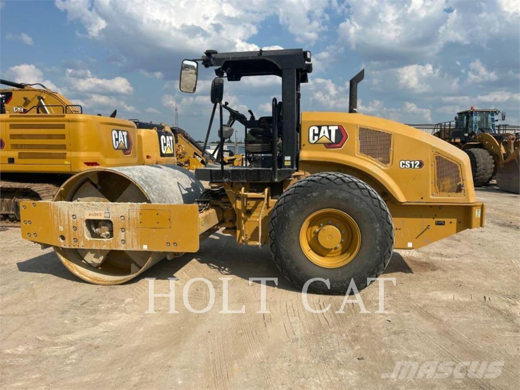 CAT CS12 Грунтовые катки