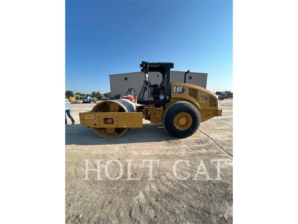 CAT CS12 Грунтовые катки