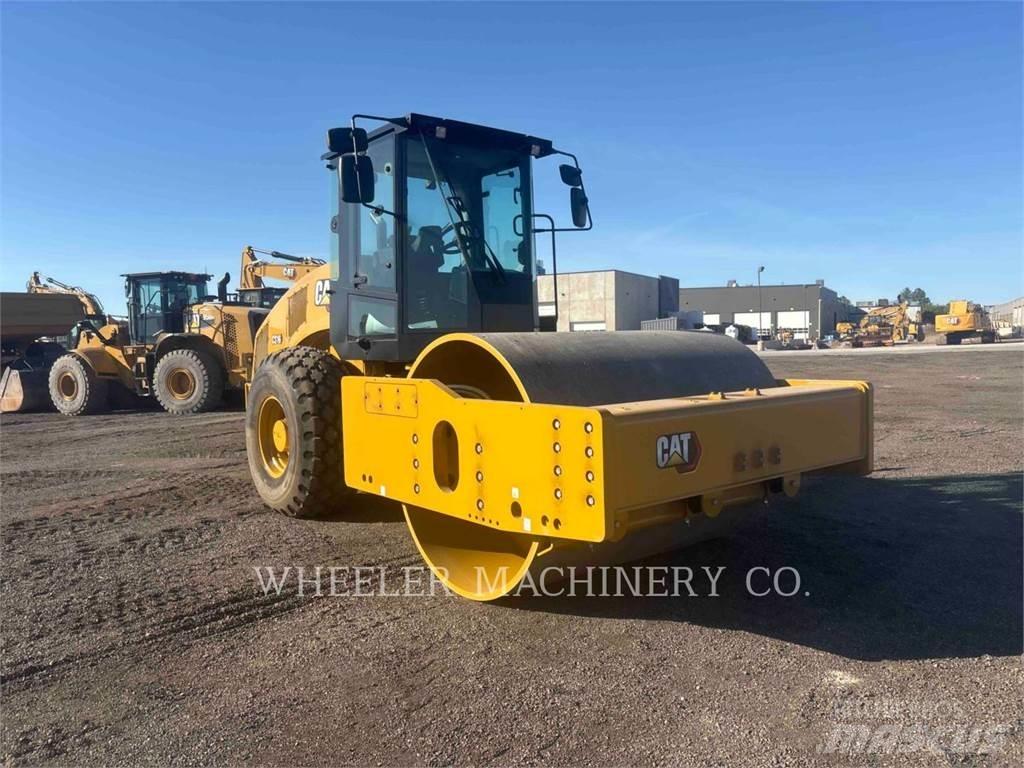 CAT CS16 Грунтовые катки