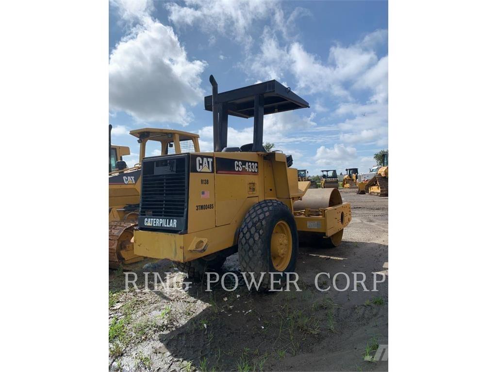CAT CS433C Катки тротуарные