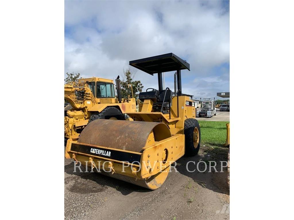 CAT CS433C Катки тротуарные