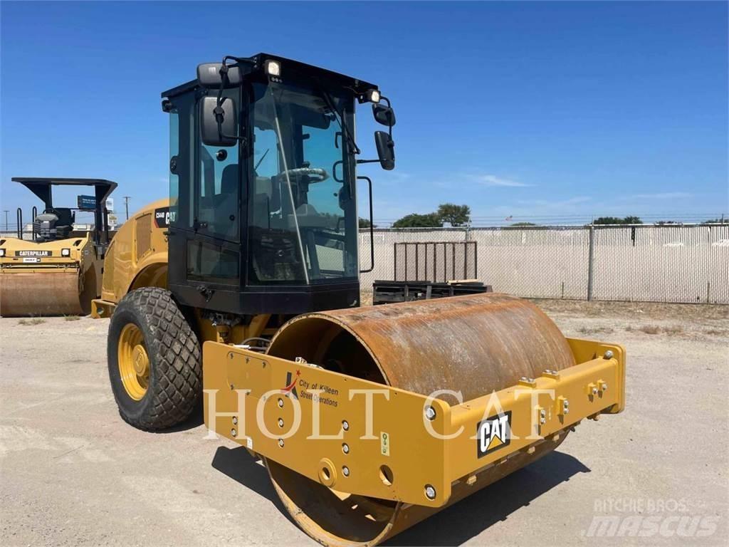 CAT CS44B Грунтовые катки