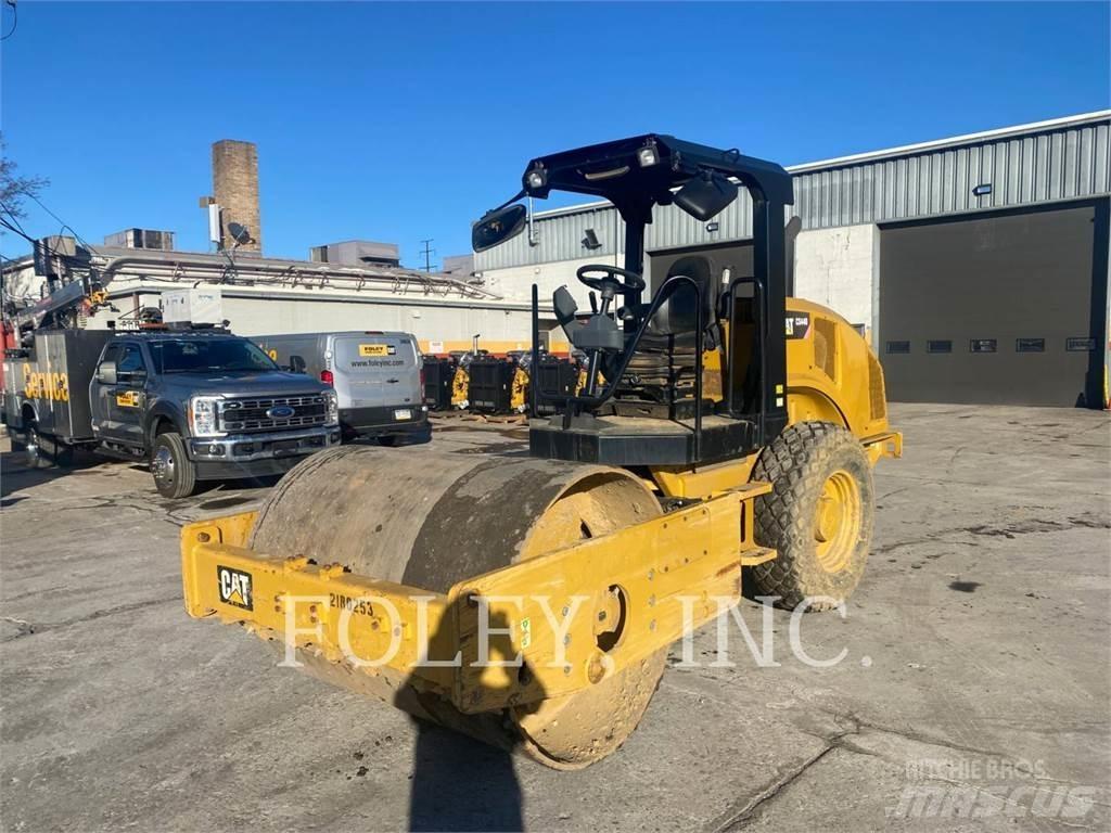 CAT CS44B Грунтовые катки