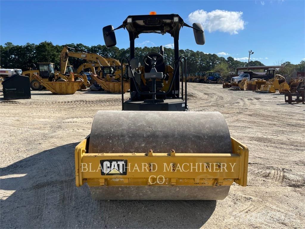 CAT CS44B Грунтовые катки