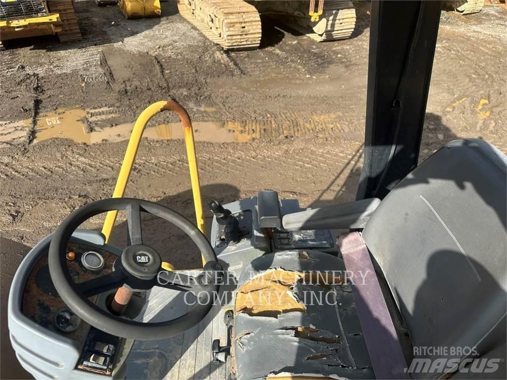 CAT CS533E Уплотнители грунта