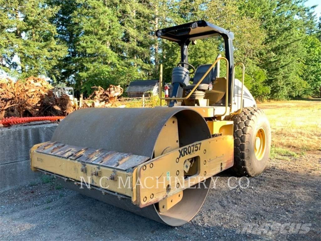 CAT CS533E Асфальтоукладчики