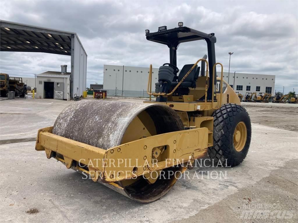 CAT CS54 Грунтовые катки