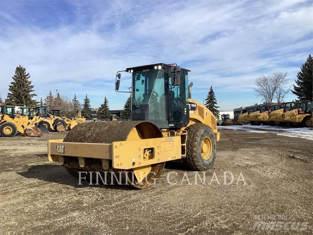 CAT CS54B Грунтовые катки