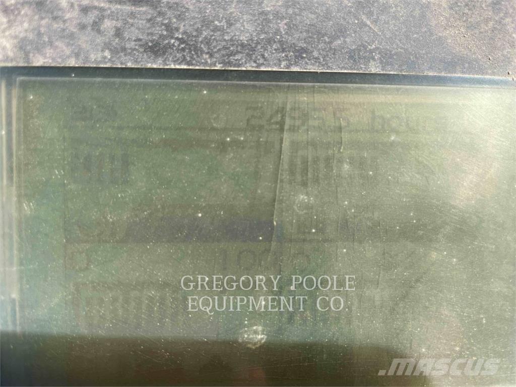 CAT CS54B Грунтовые катки