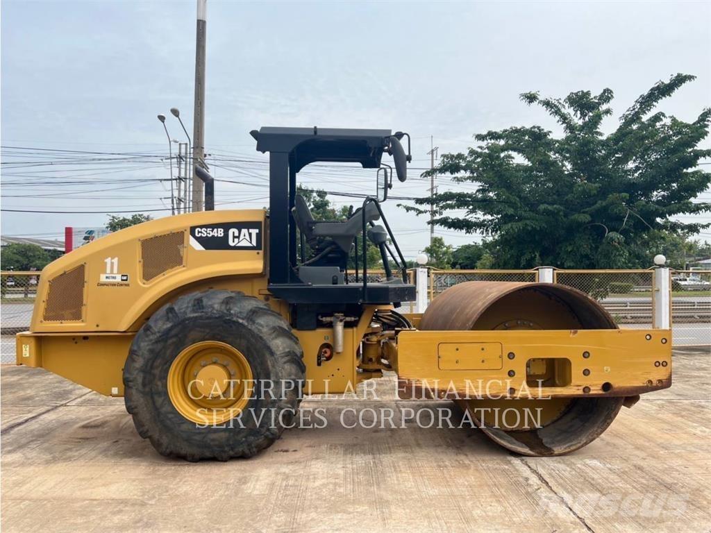 CAT CS54BLRC Грунтовые катки