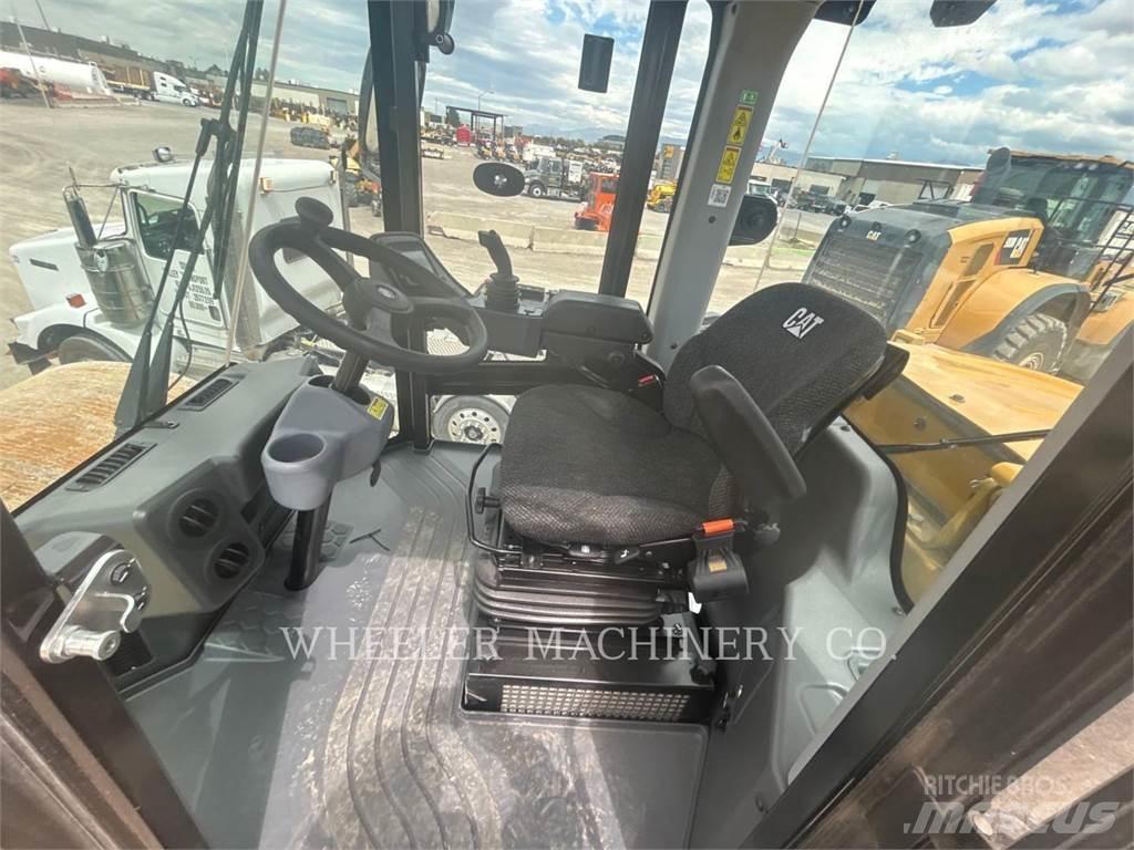 CAT CS56B Грунтовые катки