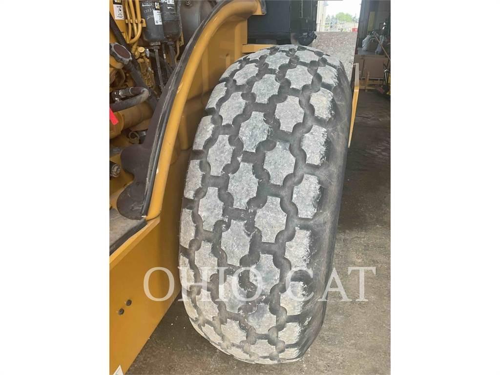 CAT CS56B Комбинированные катки