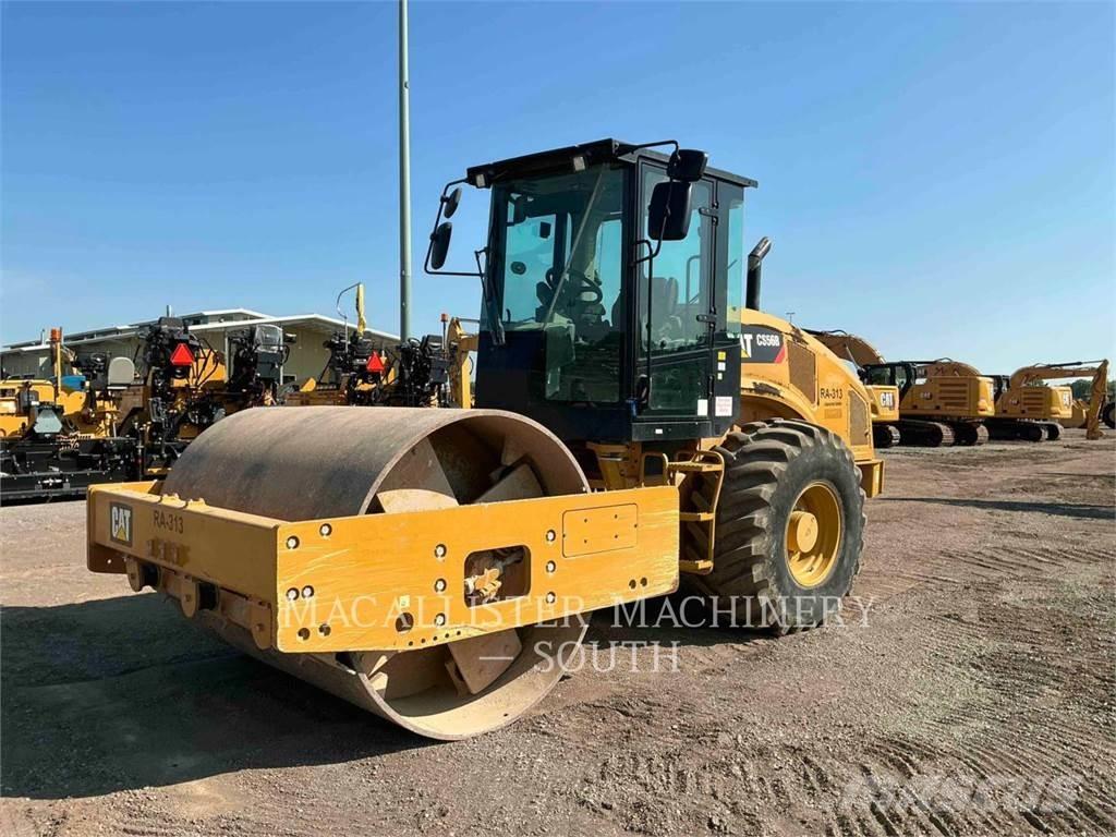 CAT CS56B Грунтовые катки