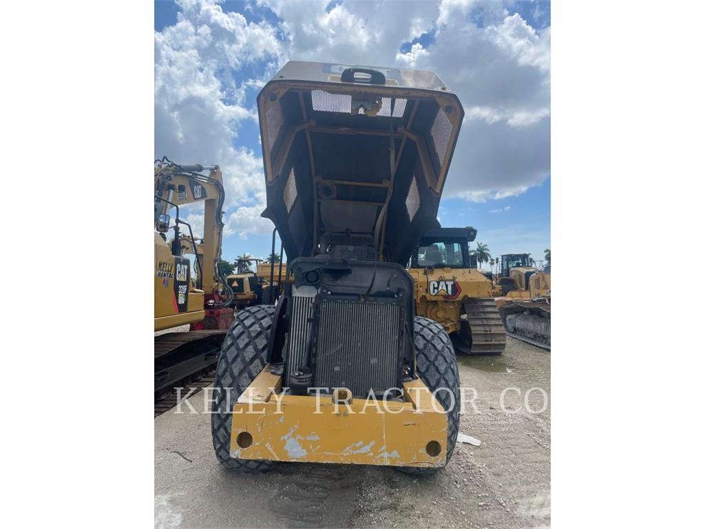CAT CS56B Грунтовые катки