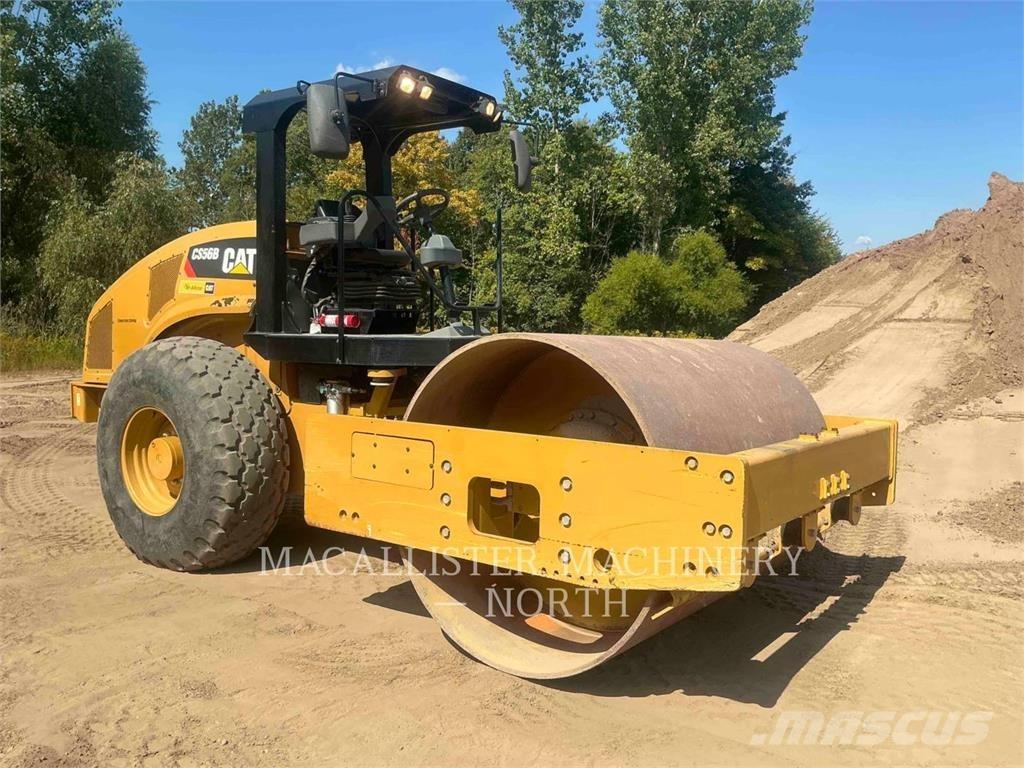 CAT CS56B Грунтовые катки