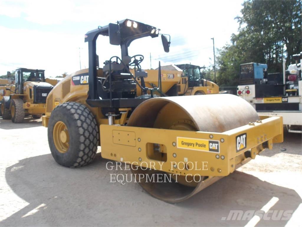 CAT CS56B Грунтовые катки