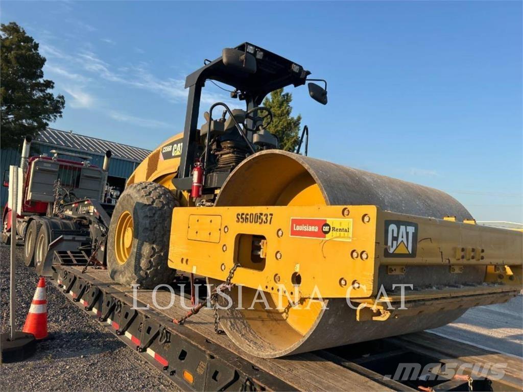 CAT CS56B Грунтовые катки