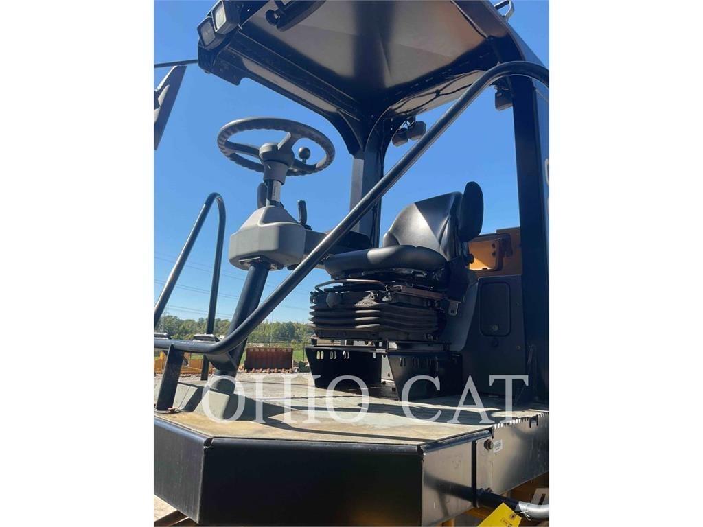 CAT CS56B Грунтовые катки