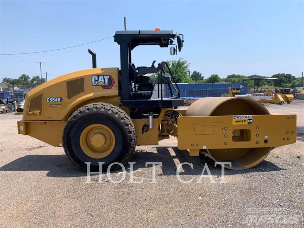 CAT CS64B Грунтовые катки