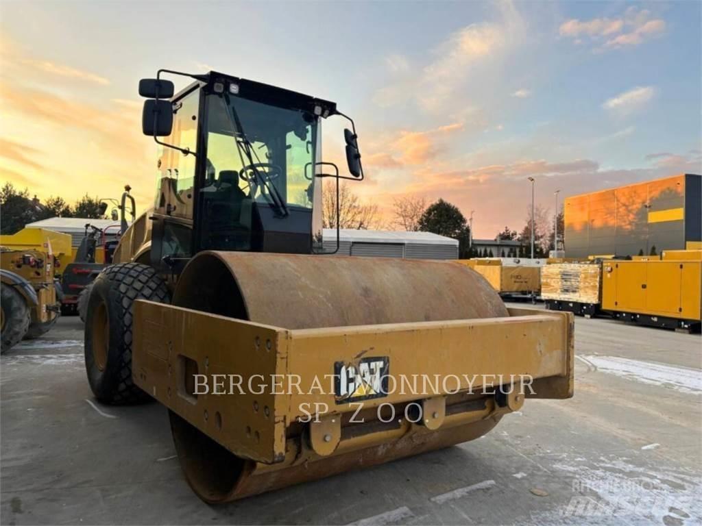 CAT CS64B Грунтовые катки