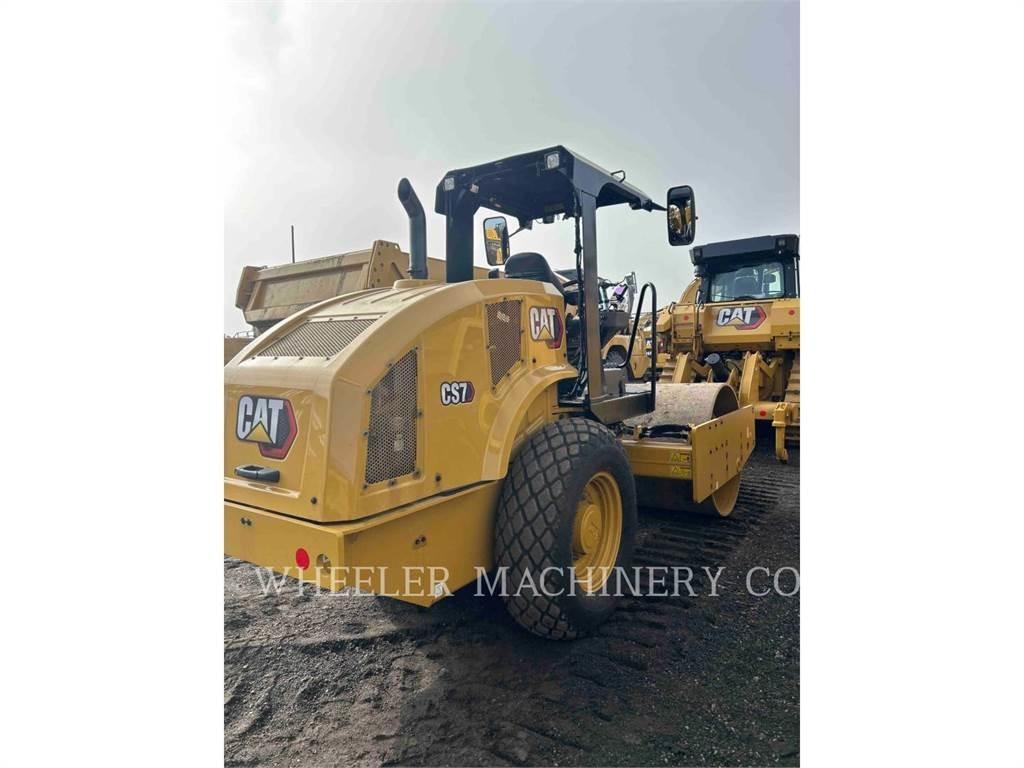 CAT CS7 Грунтовые катки