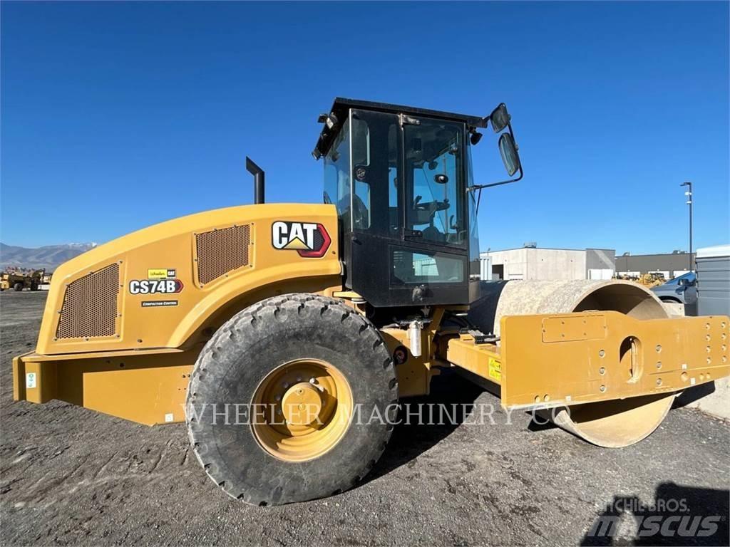 CAT CS74B Грунтовые катки