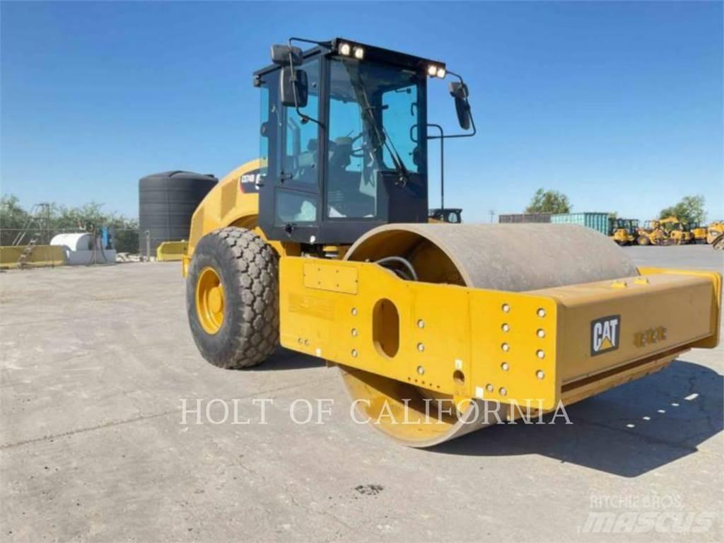 CAT CS74B Грунтовые катки