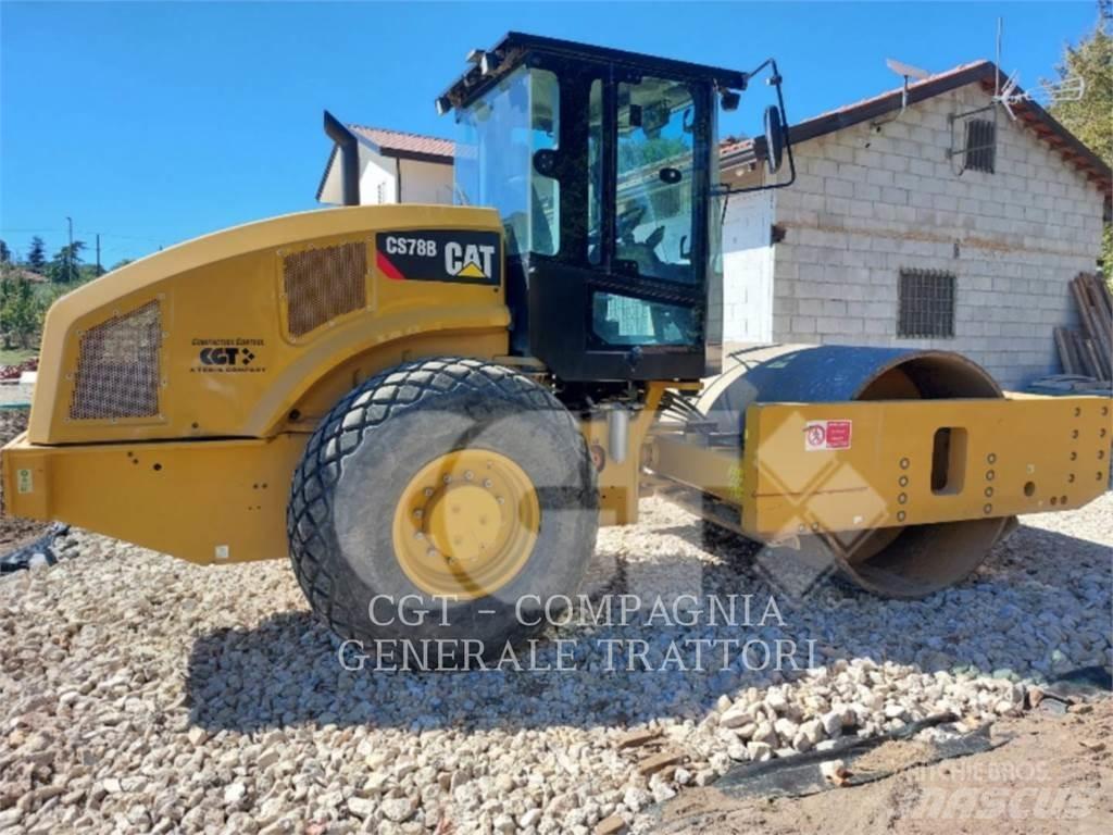 CAT CS78B Грунтовые катки