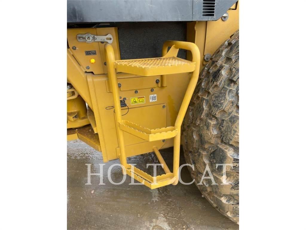 CAT CS78B Грунтовые катки