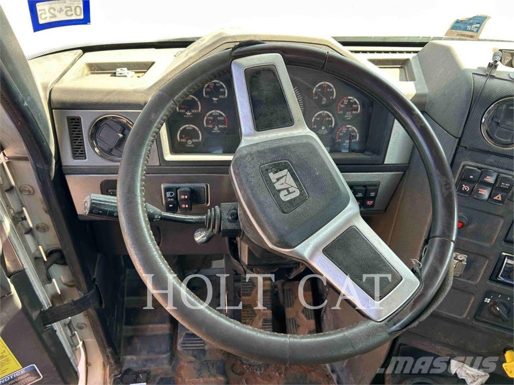 CAT CT660S Специальные грузовики