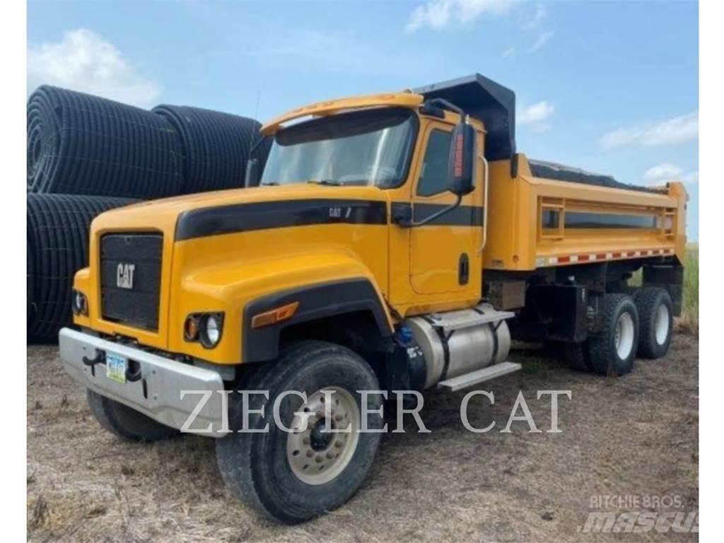 CAT CT681 Специальные грузовики