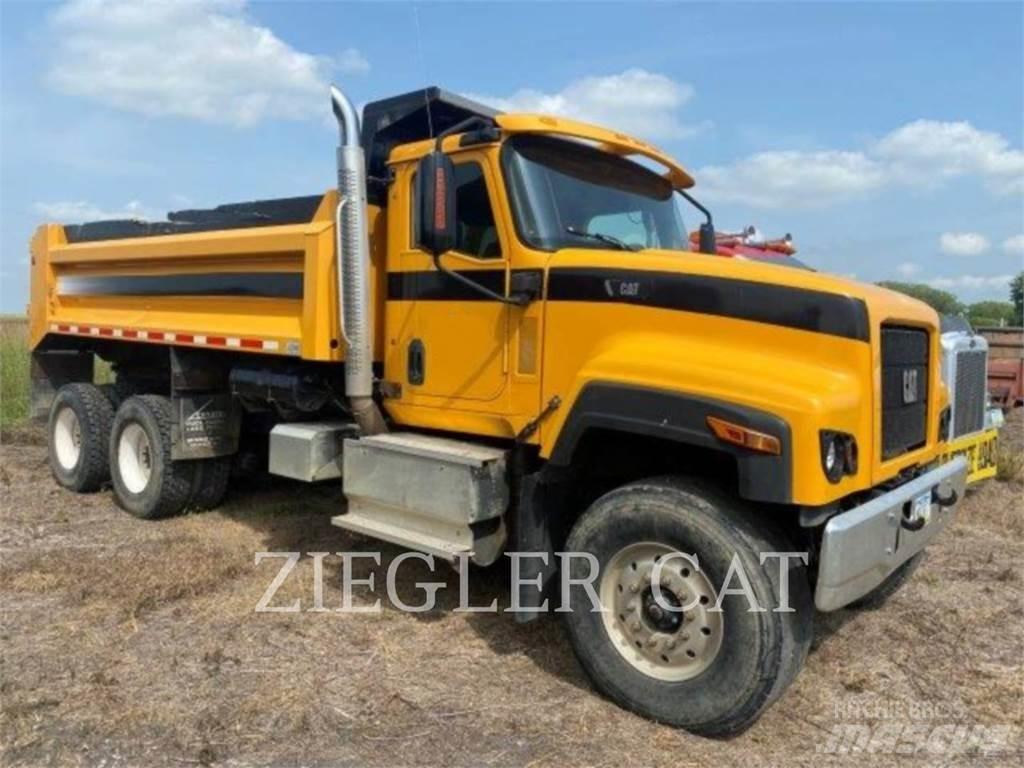 CAT CT681 Специальные грузовики