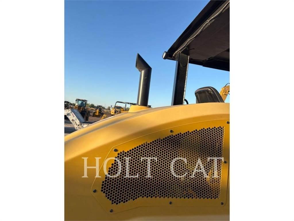 CAT CW16 Грунтовые катки