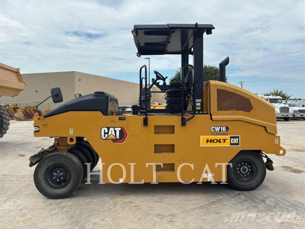 CAT CW16 Грунтовые катки