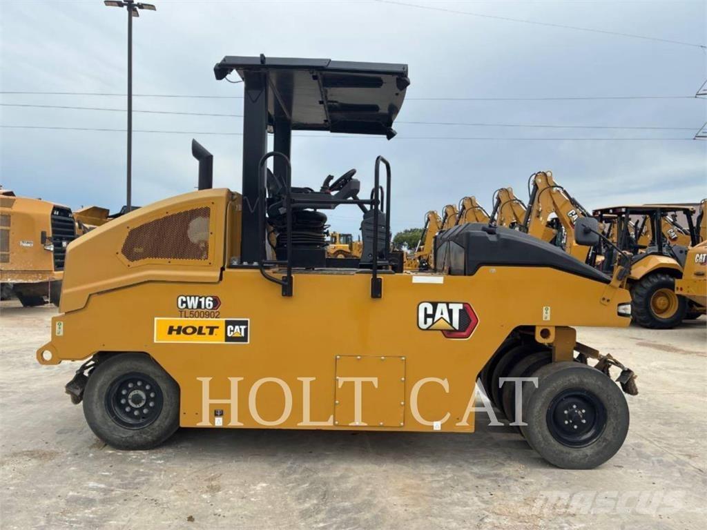 CAT CW16 Грунтовые катки